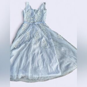 Charming Light Blue Floral Kids Dress